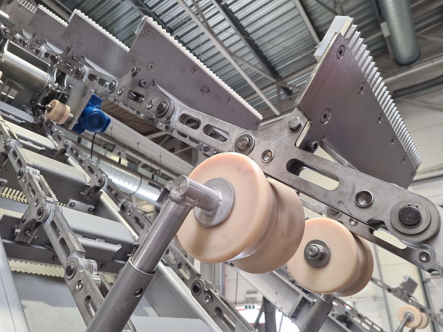 Krata katenarna Esmil